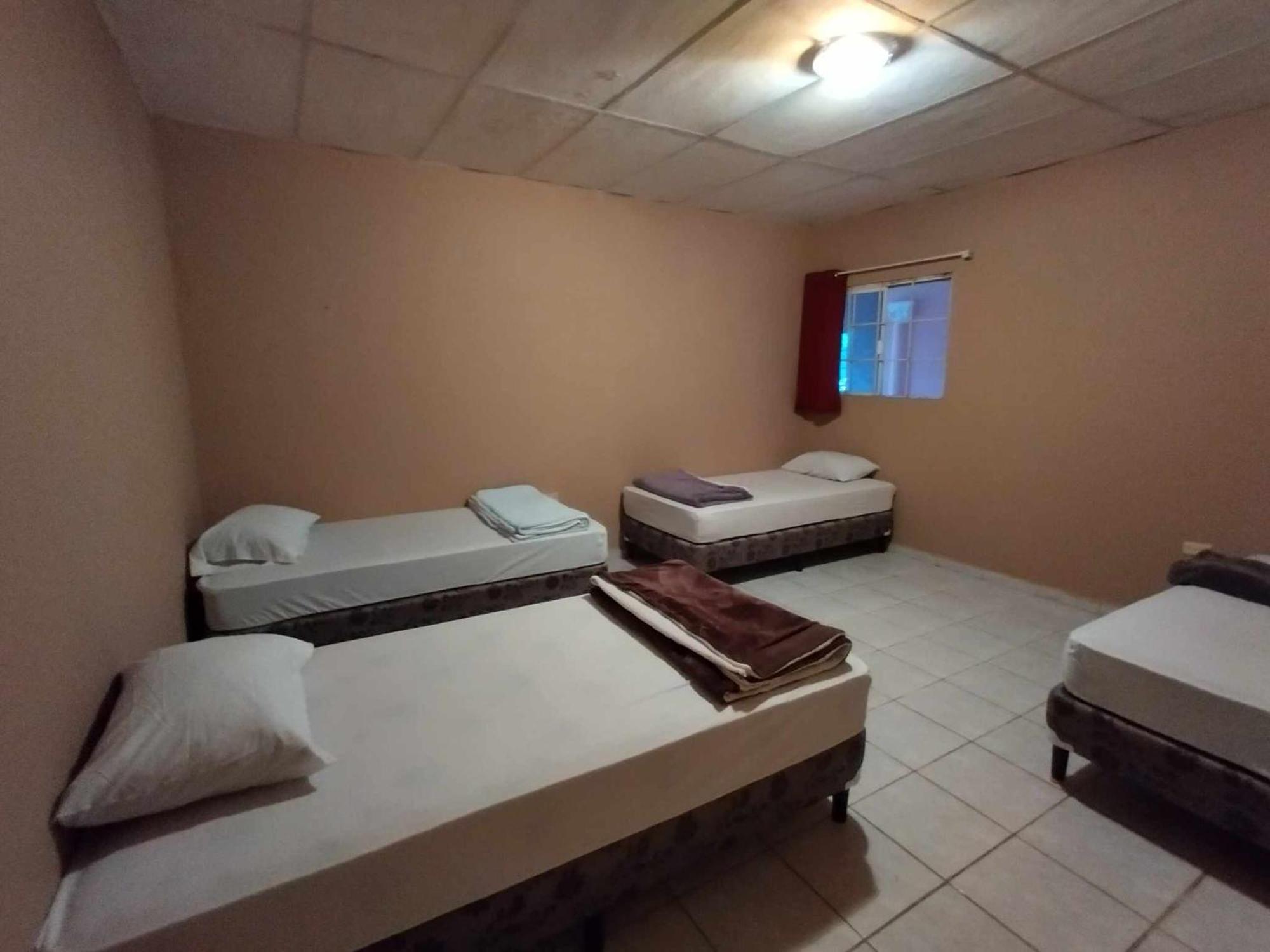 Agartha Mountain Retreat Hostel โบเกเต ภายนอก รูปภาพ