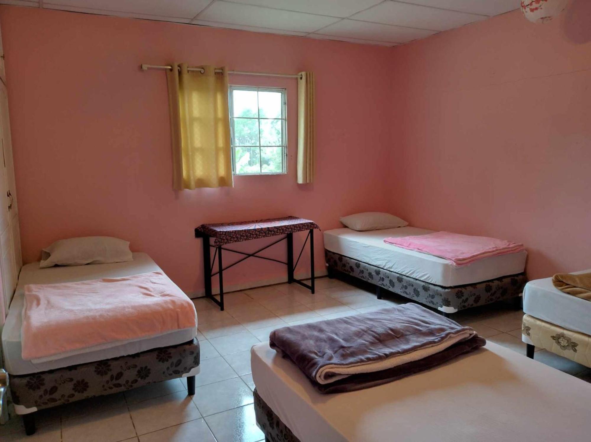 Agartha Mountain Retreat Hostel โบเกเต ภายนอก รูปภาพ